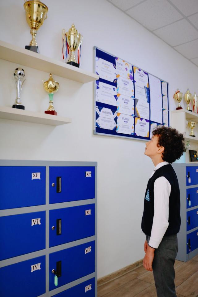 გაიცანით ჩვენი სკოლა