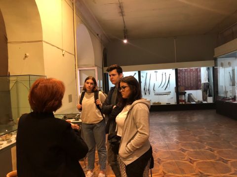 გაგრძელება იქნება . . .